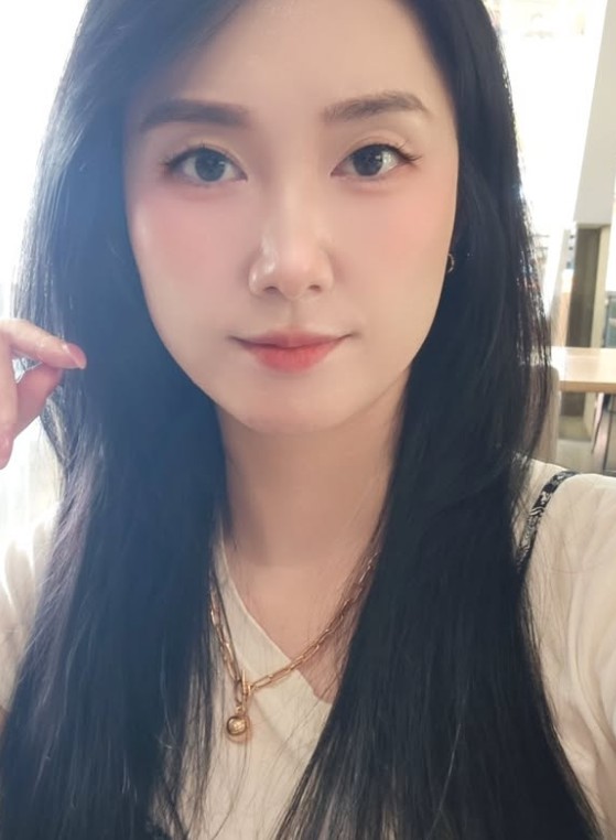 아트미 진주 관리사 이나연